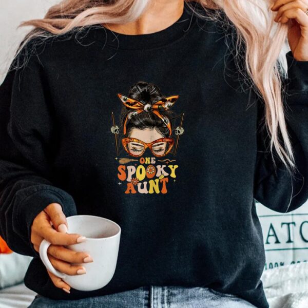 Groovy One Spooky Aunt Messy Bun Hippie Halloween Shirt