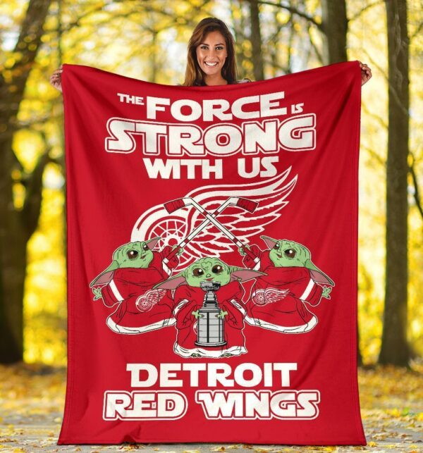 Detroit Red Wings Baby Yoda Fleece Blanket The Force Strong