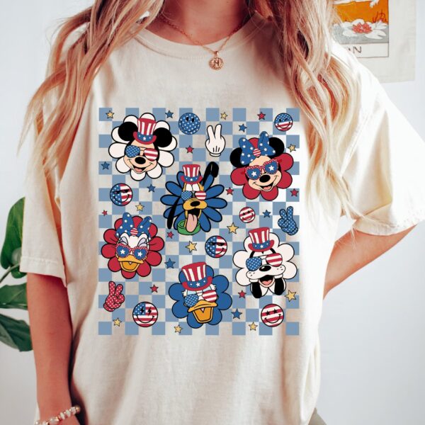Disney 4th Of July Independence Retro Mickey And Friends Shirt