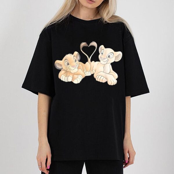 Disney The Lion King Simba And Nala Hearts Valentine’s Day T- Shirt