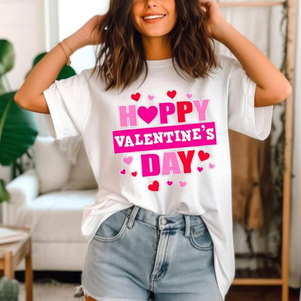 Happy Valentine’s Day With Hearts Women’s T-Shirt