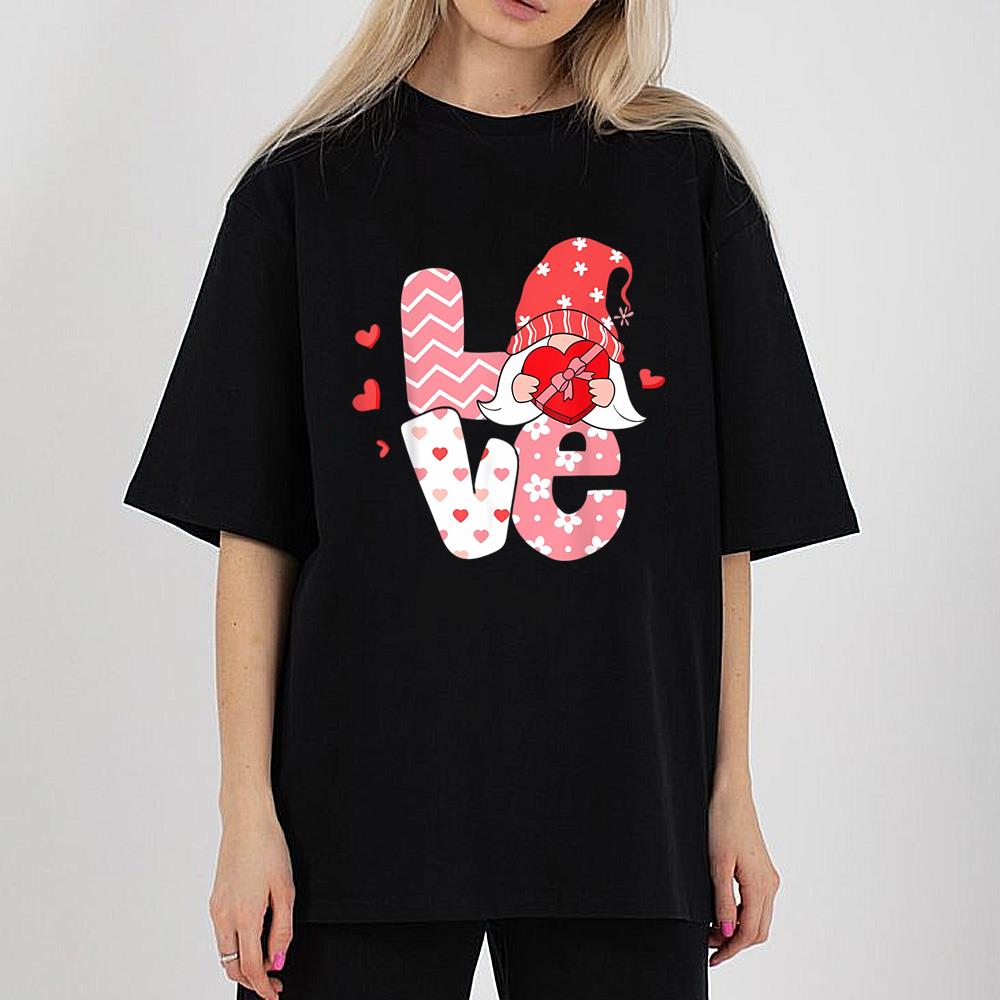 I Love Gnomes Heart Themed Valentine Cute Garden Gnome T-Shirt