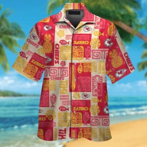 Kansas City Chiefs Short Sleeve Button Up Tropical Hawaiian Shirt for