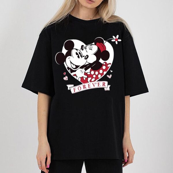 Lovely Disney T-Shirt Forever Mickey And Minnie In Love Tee
