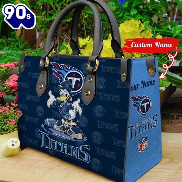 NFL  Tennessee Titans Donald Duck Retro Women Leather BagBag