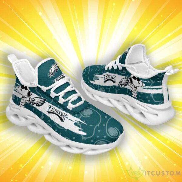 Philadelphia Eagles Snoopy Exclusive Max Soul Shoes