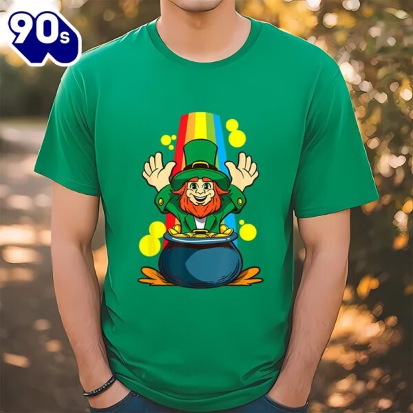 St. Patricks Day Leprechaun And Pot Of Goldcoins T-shirt