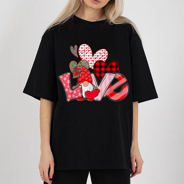 Valentine Gnomes Holding Hearts Valentine’s Day Gnome Love T-Shirt