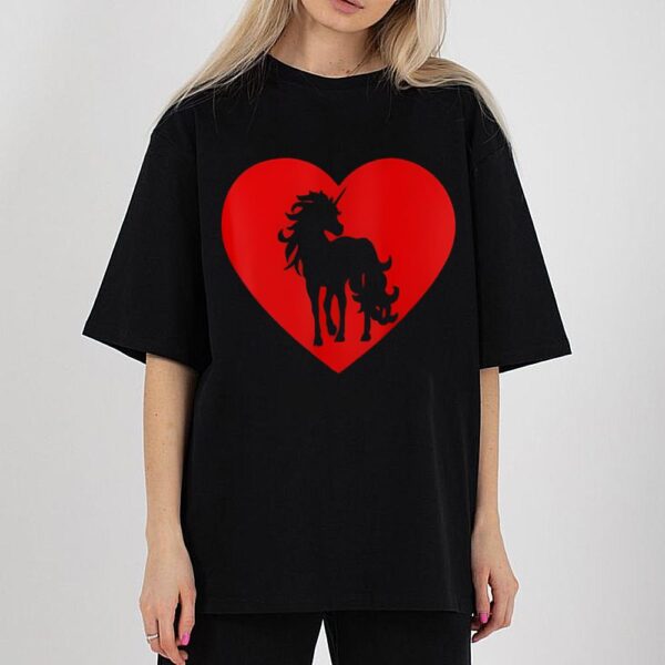 Vintage Unicorn Red Heart Animal Valentine’s Day T-Shirt