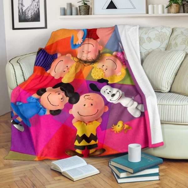 Charlie Brown And Snoopy Family And Woodstock Fleece Blanket, Premium Comfy Sofa Throw Blanket Gift Mother Day Gift