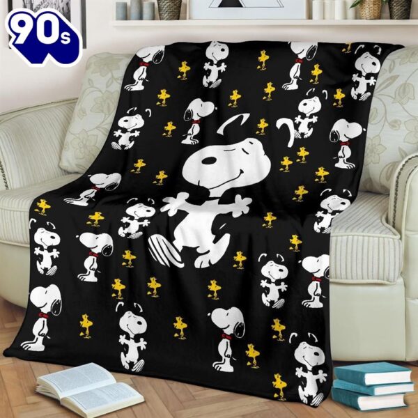 Snoopy Friendship With Woodstock Fleece Blanket, Premium Comfy Sofa Throw Blanket Gift Mother Day Gift