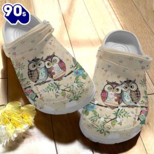 A Cute Owl Couple Clogs…