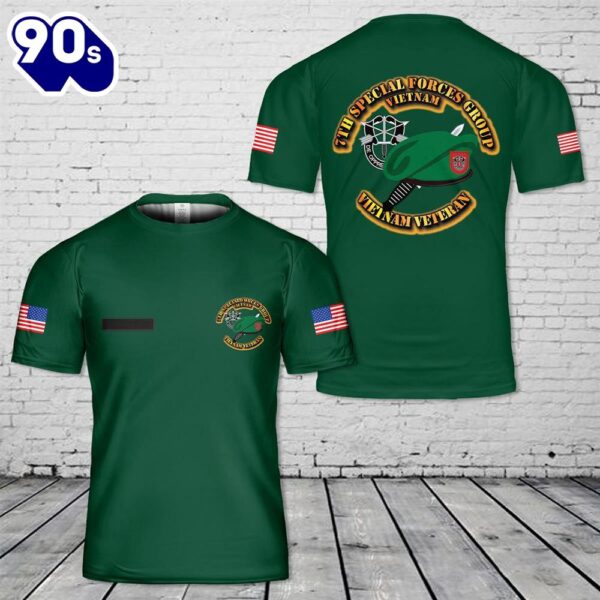 Custom Name US Army Green Beret 7th Special Forces Group (Airborne) (7th SFG) (A) Beret & Dagger Vietnam Veteran T-Shirt 3D