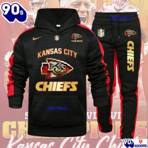 Kansas City Chiefs NFL 32 Teams Personlized Golden Logo Hoodie Set