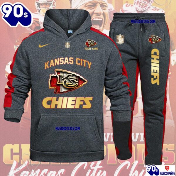 Kansas City Chiefs NFL 32 Teams Personlized Golden Logo Hoodie Set