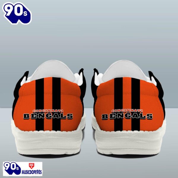 Personalized Cincinnati Bengals NFL Team White Canvas Loafer Shoes