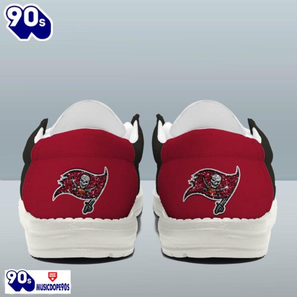 Personalized Tampa Bay Buccaneers NFL 32 Teams HeyDude Canvas Loafer Shoes