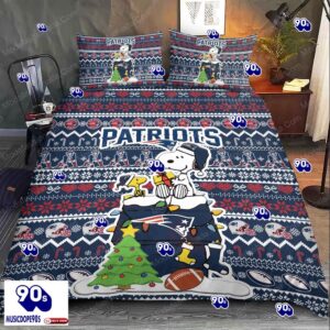 Snoopy Dog NFL New England Patriots Christmas Bedding Sets